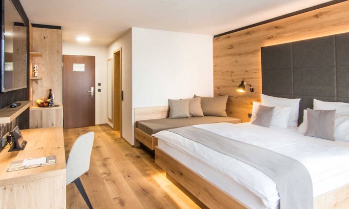 Markdorf Ski Chalet | Premium double room - Wirthshof 4* hotel | Chalets by Lake Constance