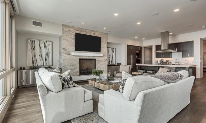 Deer Valley Apartment | Premium Five Bedroom Suite apartment hotel