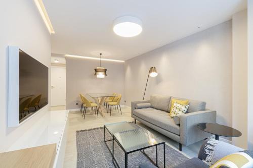 Vigo Apartment | PREMIUM HOME EL CORTE INGLES-parking