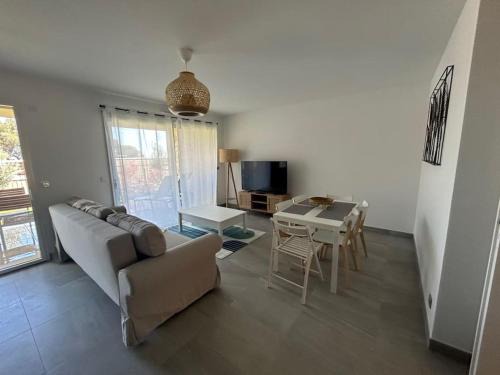 Eze Apartment | Prestige View 103