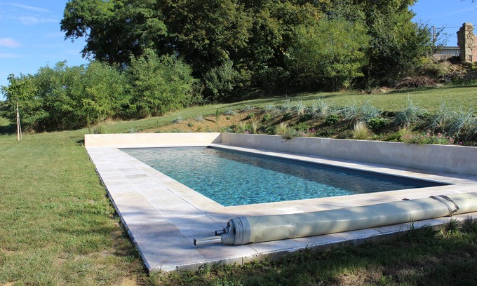 Benque Other | Pretty Farmhouse with Stunning Views of Pyrenees and 12m Swimming Pool