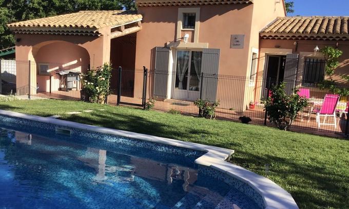 Saint-Saturnin-les-Apt House | PRETTY PROVENCAL VILLA IN THE HEART OF THE LUBÉRON PARK 7 MIN FROM GORDES