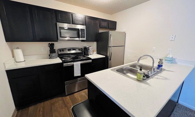 Manhattan Apartment | Prime Location - Near KSU Stadium & Hospital