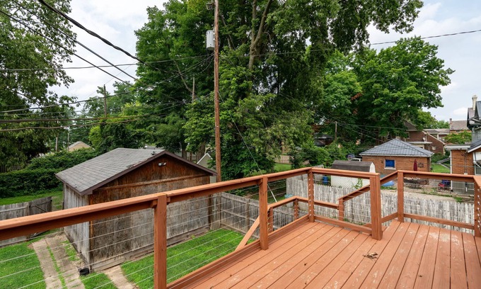 Chillicothe House | Prime Location Top Rated Clean Parking Free