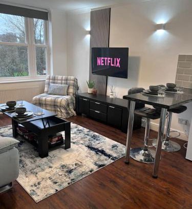 Southend-on-Sea Apartment | Priory park view