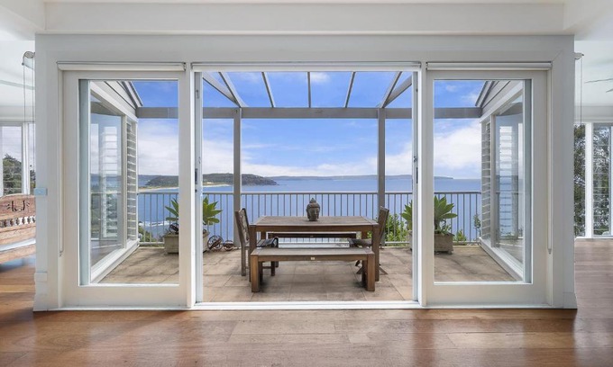 Palm Beach House | Pristine 4-Bed with Outdoor Terrace Ocean Views