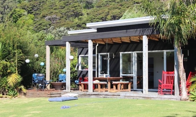 Whangapoua House | Privacy and family fun - Whangapoua gem -Opera 145
