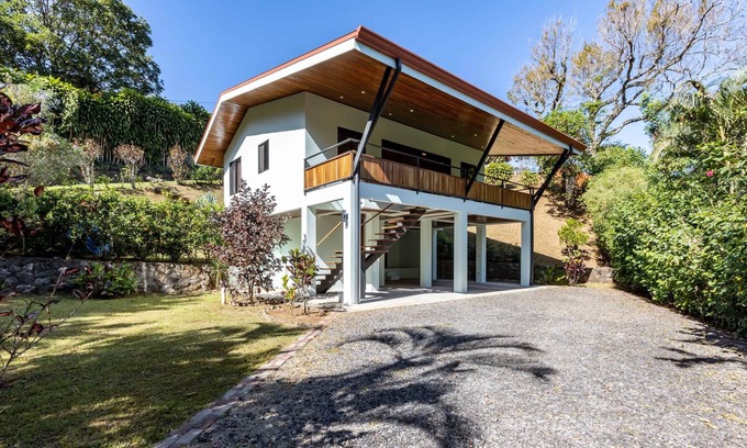 Garabito House | Private and Cozy