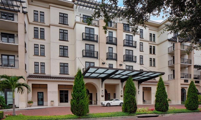 Winter Park Hotel | Private Balcony - Award Winning Accommodations w/Rooftop Pool, Close to Parks!