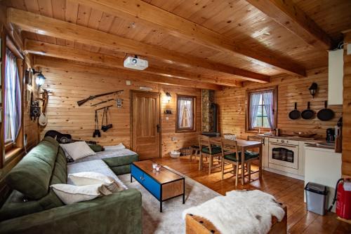Savnik House | Private Cabin in the Woods