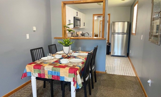 Chesterton Apartment | Private Downtown Apt, King Bed, Jet Bath, Fireplace, Grill, near Indiana Dunes