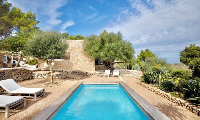 Santa Ines Cottage | Private rural scenario