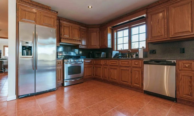 Oneonta House | Private Estate in the mountains of Oneonta New York