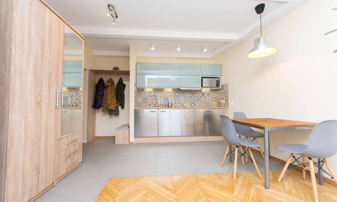 Wesoła Zachod Hotel | Private Flat In The Heart Of Krakow p4you pl