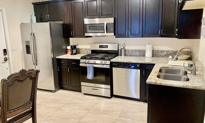 Spring Valley House | Private Full Bed with a Shared Bathroom and TV with Roku