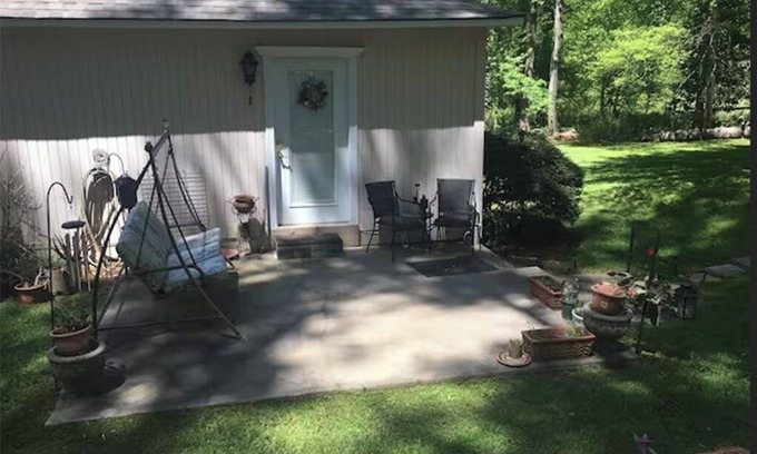 Milton House | Private Guest Suite - Country Living near Everything