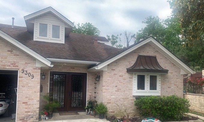 Great Hills House | Private Home in a quiet neighborhood. 3 miles from the domain.