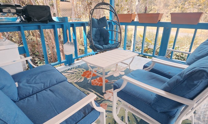 Glenwood House | Private Home near Volcano Park on Paved Road