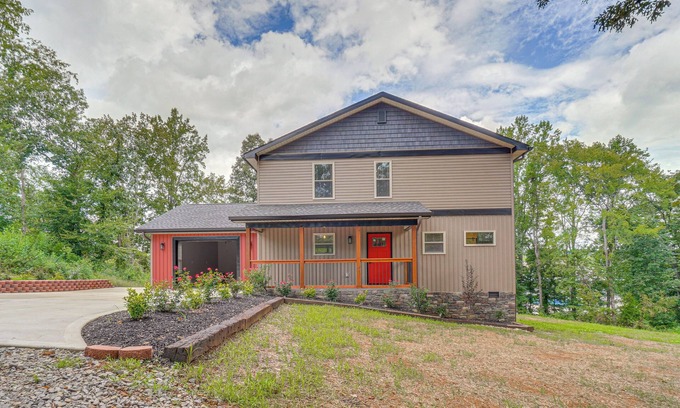 Sevierville House | Private Hot Tub: Serene Family Home in Sevierville