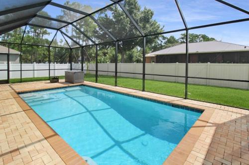 North Port House | Private Salt Water Pool Home in North Port - La Vida Loca