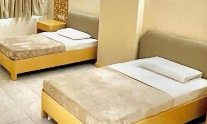 Downtown Tacloban Apartment | Private Studio at Etsu Hotel. Vacation Mode, on!