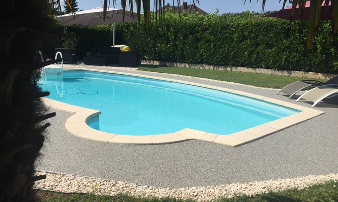Moirans Villa | Private swimming pool, mountains, lakes, stays and weekends . 2 to 6 people