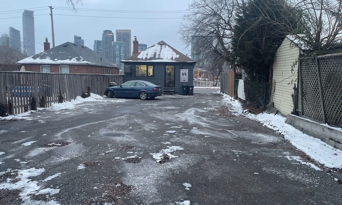 Humber Bay House | Privet Lux Loft