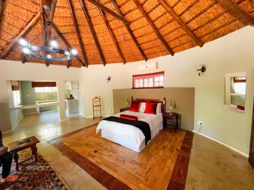 Greater Johannesburg Metropolitan Area Hotel | Protea Ridge Guest Cottages and Conference Centre