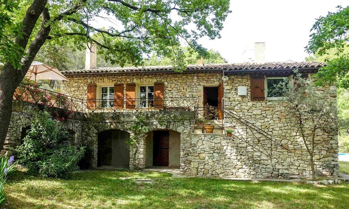 Aix-en-Provence House | Provencal house, "Aix countryside" in classified wooded site