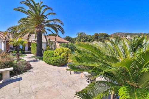 Saint-Raphael House | Provenzalisches Haus Hannah - Garten mit Meerblick und Pool by Riviera HomeLife