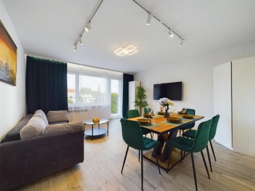 Wzgorze Swietego Maksymiliana Apartment | Przytulny Apartament z Parkingiem Blisko Morza w Gdyni by Noclegi Renters