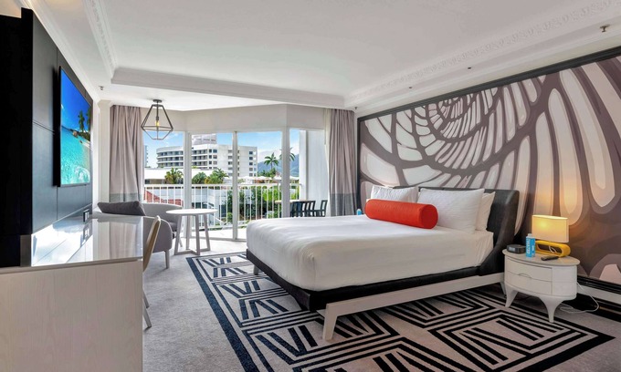 Cairns Central Business District Hotel | Pullman Cairns International