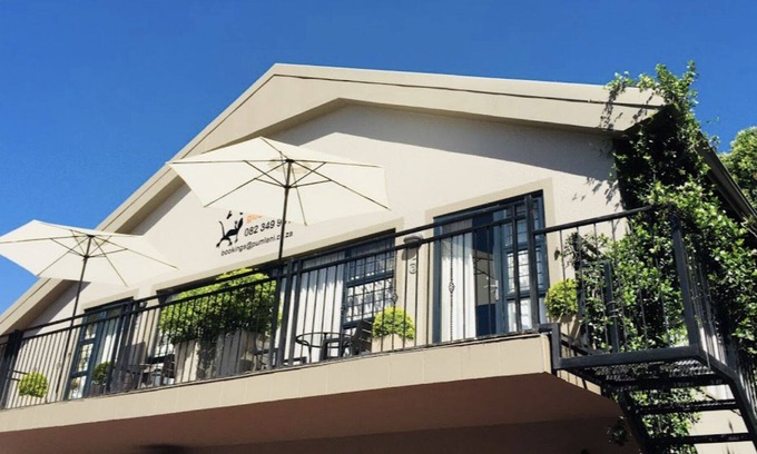 Schoemansville House | Pumleni Guesthouse