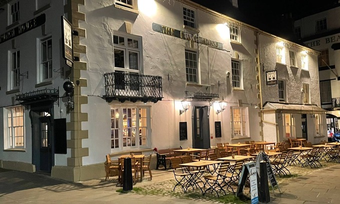 Monmouth Hotel | Punch House