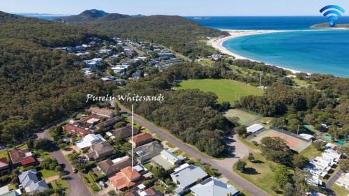 Fingal Bay House | Purely Whitesands on the Bay