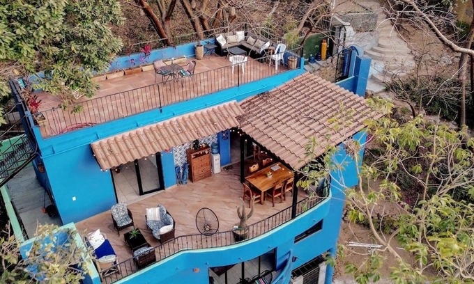 Sayulita House | Q - Why Vrbo over Hotel? It's clear - Answer below