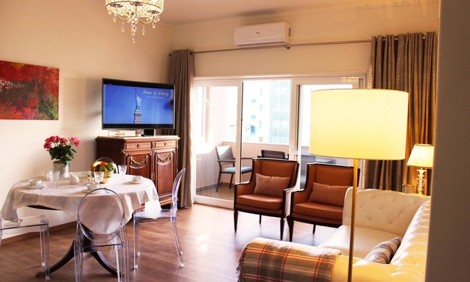 Falca Apartment | QUAD 3 Apartment with Balcony, Air Conditioned, Garage, City view, 24/7 security