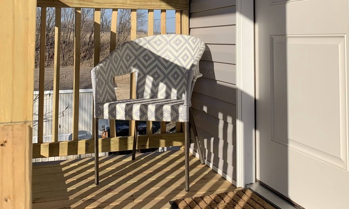 Luther Apartment | Quaint 1 Bedroom Guesthouse just off of Route 66