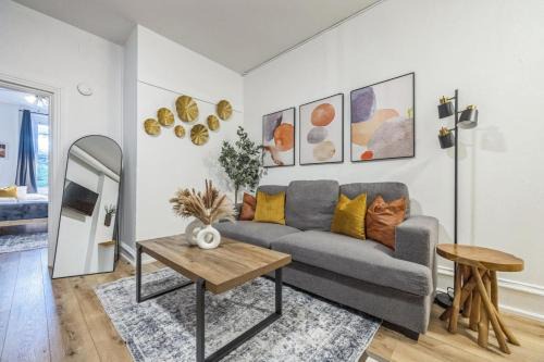 Center City West Apartment | Quaint and Cozy Center City 1BR that Sleeps 4