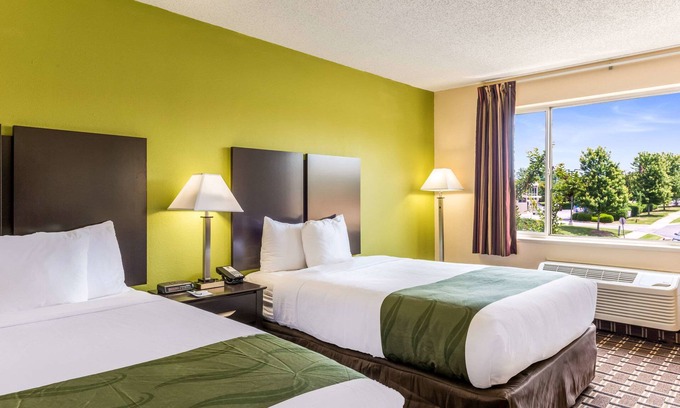 Huntersville Hotel | Quality Inn Huntersville near Lake Norman