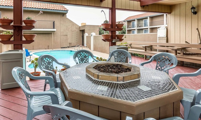 San Simeon Hotel | Quality Inn near Hearst Castle