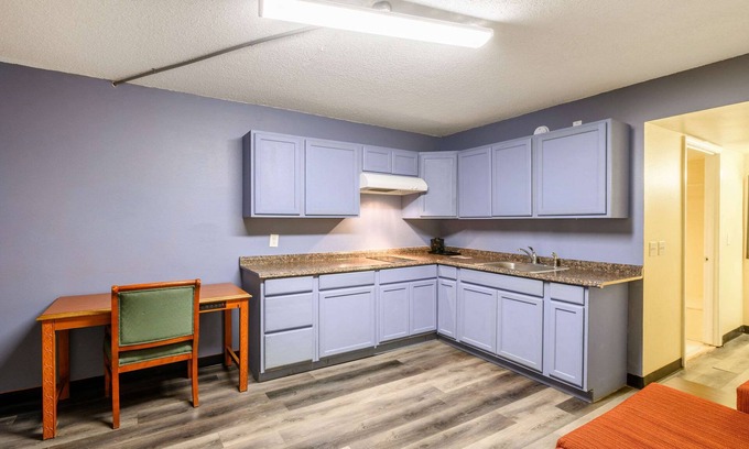 Read Boulevard East Hotel | Quality Inn New Orleans I-10 East