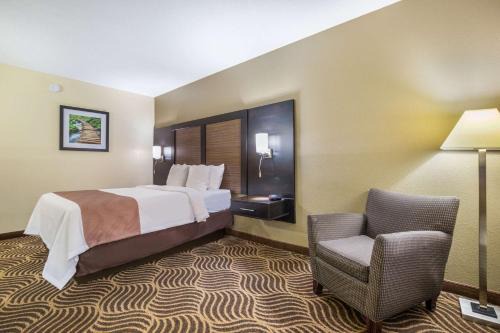 Florence Hotel | Quality Inn & Suites Florence - Cincinnati South