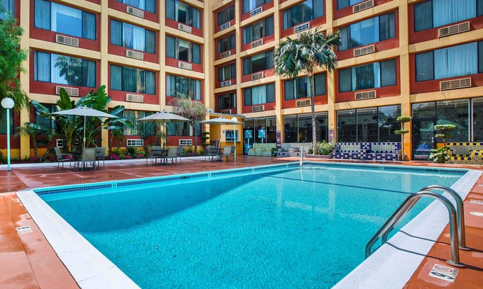 South Montebello Hotel | Quality Inn & Suites Montebello - Los Angeles