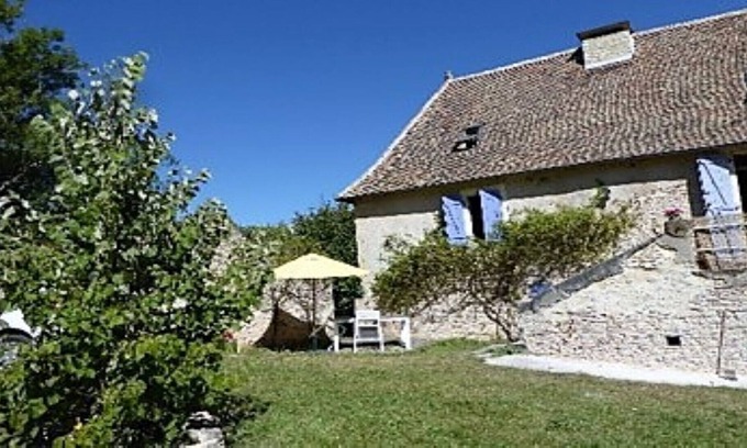 Thedirac House | Quercy house in nature