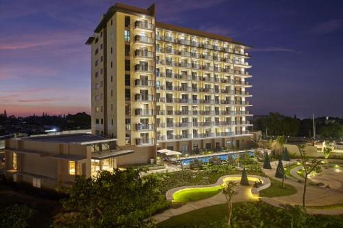 Silang Junction South Hotel | Quest Hotel Tagaytay