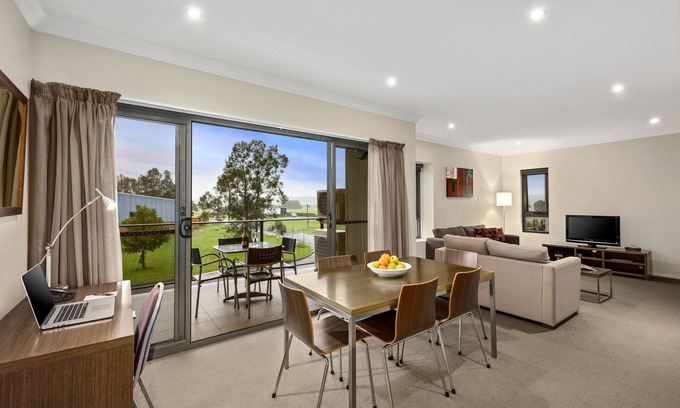 Singleton Apartment | Quest Singleton