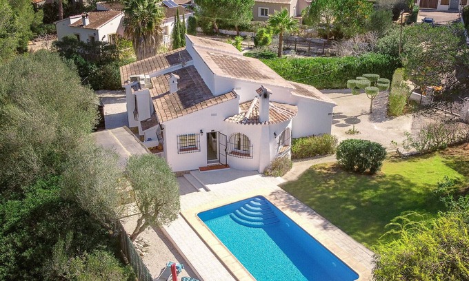 Costa Nova Villa | Quiet 3 Bedroom Family Villa