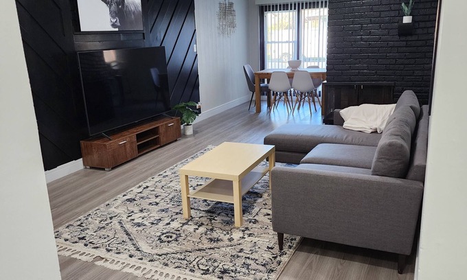 Homewood House | Quiet and Clean Home near Downtown Homewood with Private Backyard!