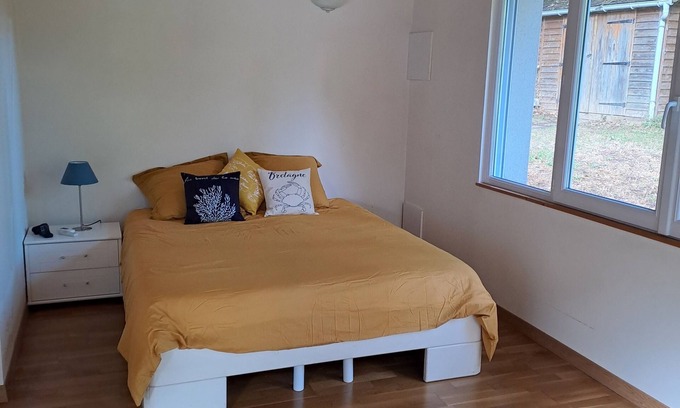 Baguer-Morvan House | Quiet cottage